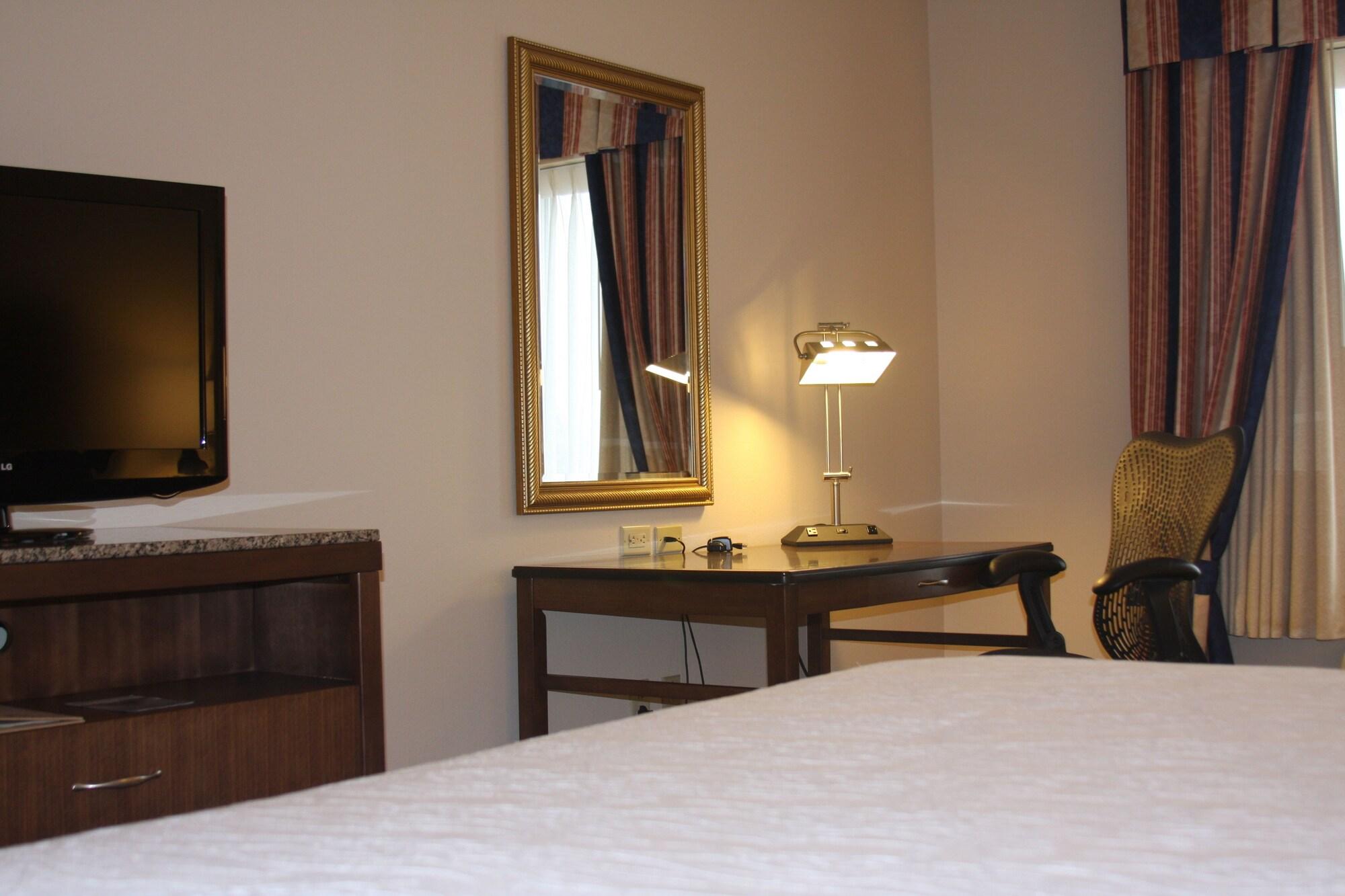 Hilton Garden Inn Elmira/Corning Horseheads Exterior photo