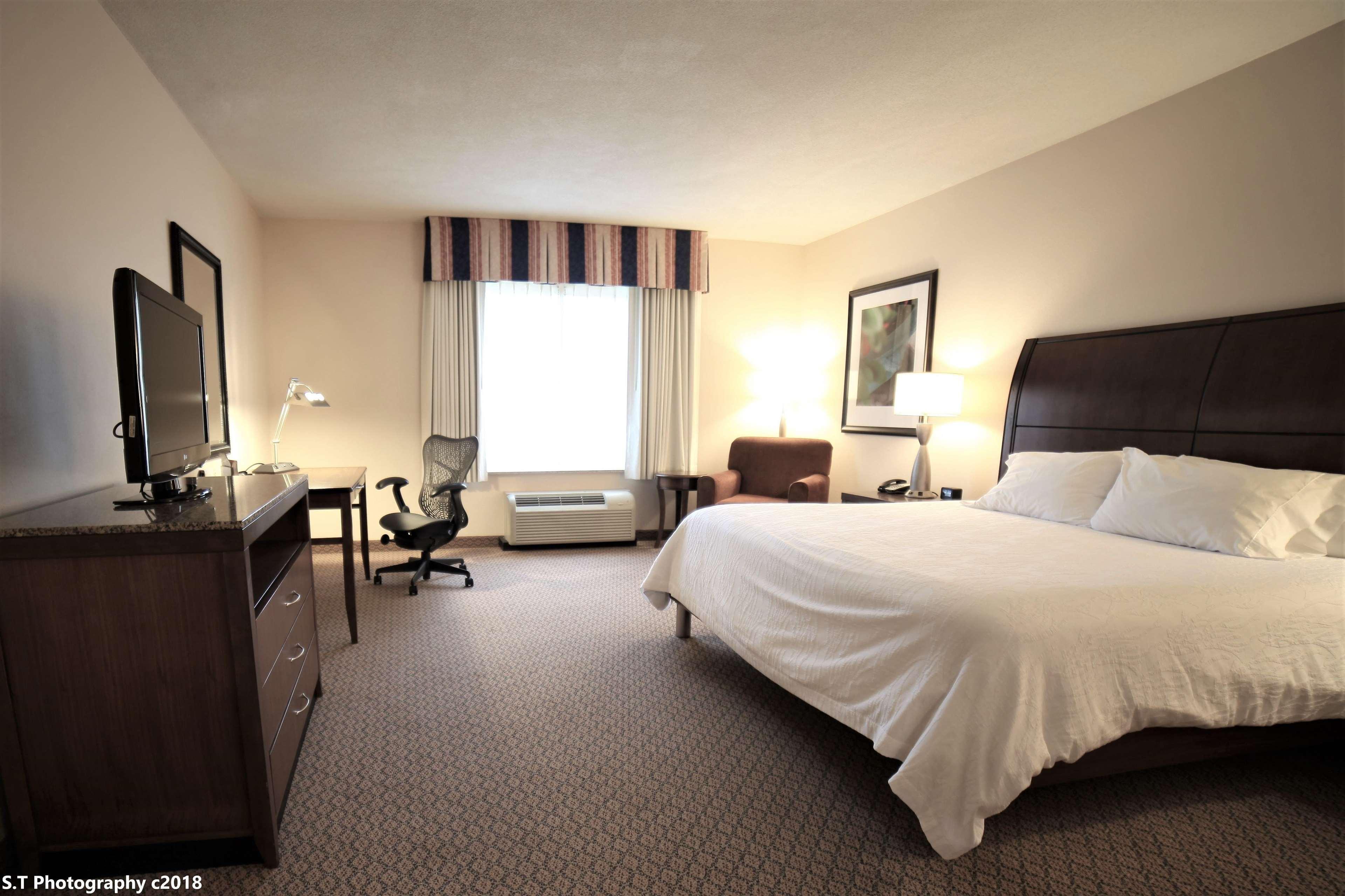 Hilton Garden Inn Elmira/Corning Horseheads Exterior photo